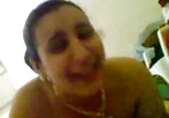 De ojos videos gratis de sexo anal casero estrechos rubia hace su camino en el porno