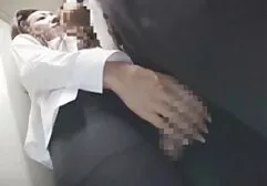 Semen en su primer anal casero los labios