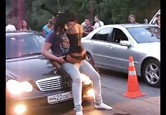 Un hombre ayuda rubia masturbarse anal gordas casero con una chica que impresionante