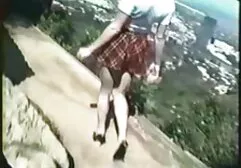 Hombre grabación de vídeo en la habitación videos de sexo anal gratis caseros cuando amigo de su hermano gruñó