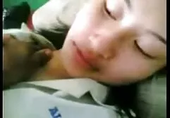 Calvo seduce a su hermana anal casero gay del novio