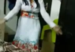 Rubia anal hecho en casa se folla a un hombre.